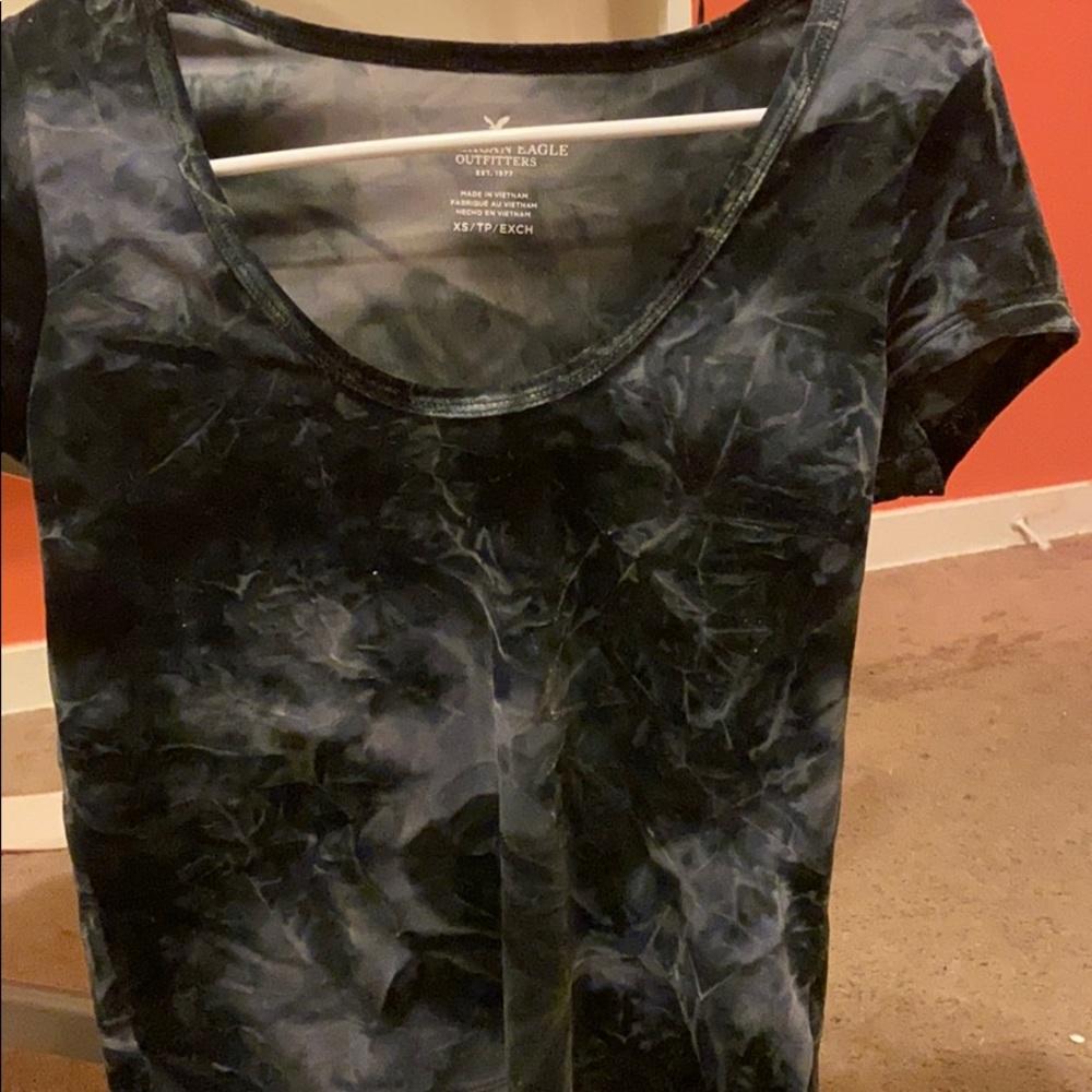 Short sleeve crop top